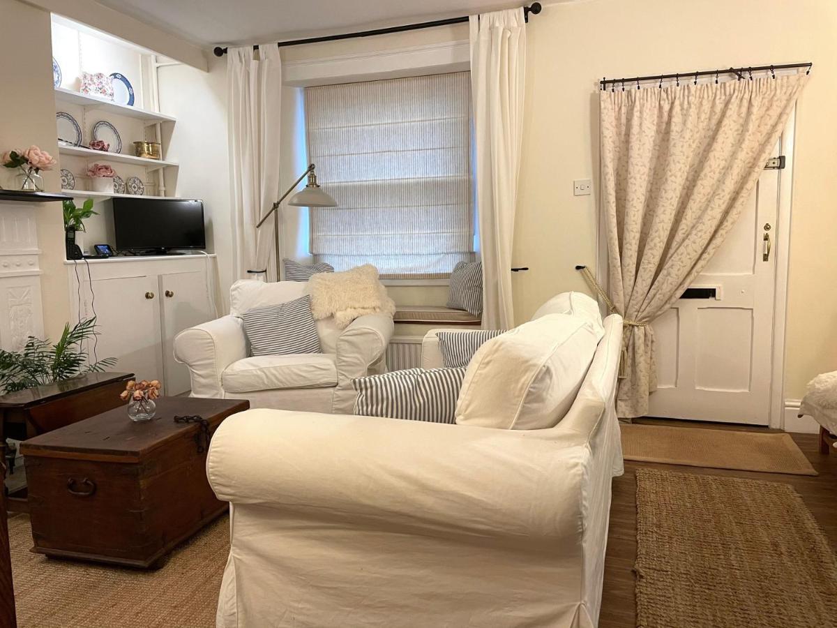 Charming Cottage In The Heart Of Sherborne Sherborne  Extérieur photo