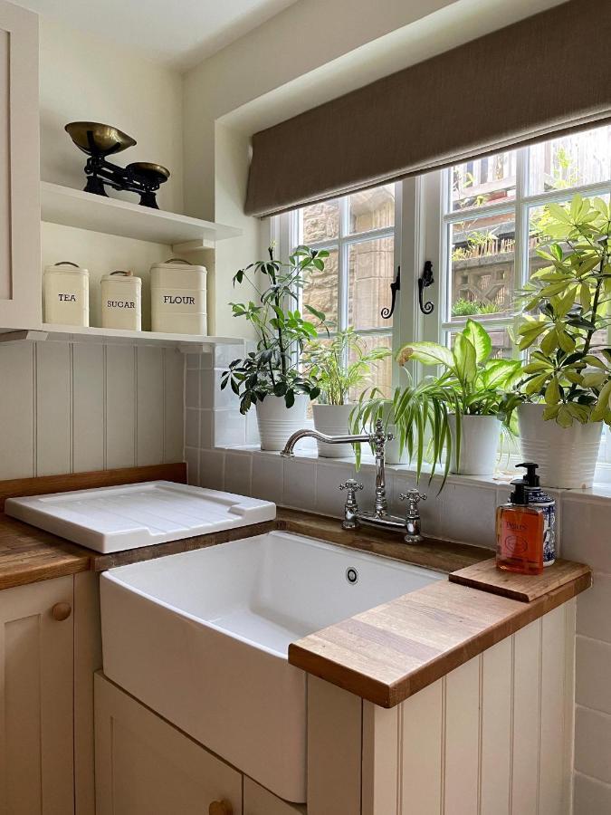 Charming Cottage In The Heart Of Sherborne Sherborne  Extérieur photo
